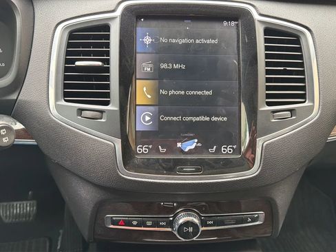 Used 2019 Volvo XC90 T5 Momentum AWD/4WD image 18