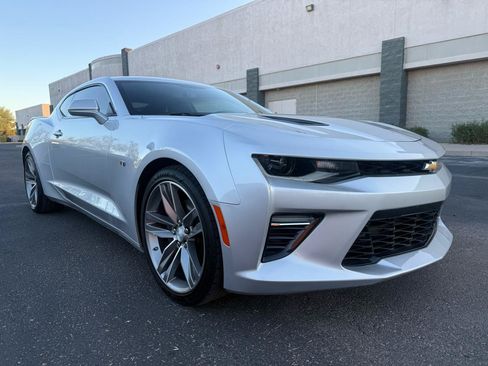 Used 2017 Chevrolet Camaro SS RWD image 1