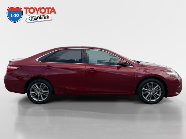 Used 2015 Toyota Camry SE FWD image 6