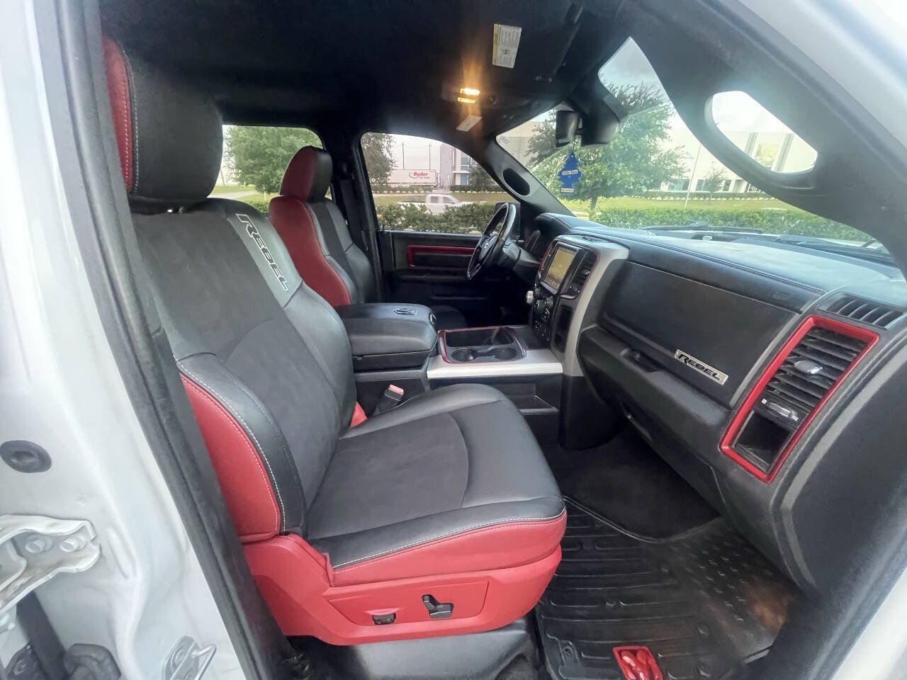 Used 2017 RAM 1500 Rebel w/ Luxury Group AWD/4WD image 16