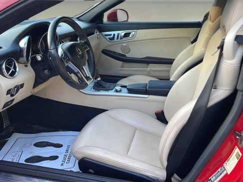 Used 2013 Mercedes-Benz SLK 250 image 14