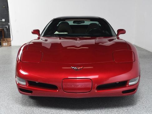 Used 2002 Chevrolet Corvette Coupe w/ Preferred Equipment Group2 RWD image 15