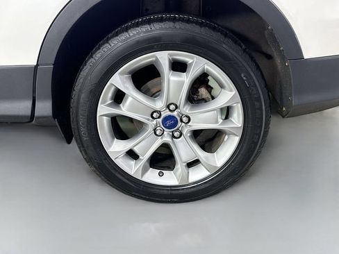 Used 2016 Ford Escape Titanium w/ Equipment Group 301A AWD/4WD image 33