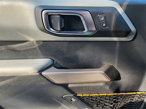 Used 2022 Ford Bronco Badlands image 23