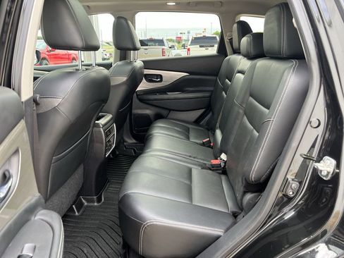 Used 2017 Nissan Murano Platinum w/ Platinum Technology Package FWD image 23