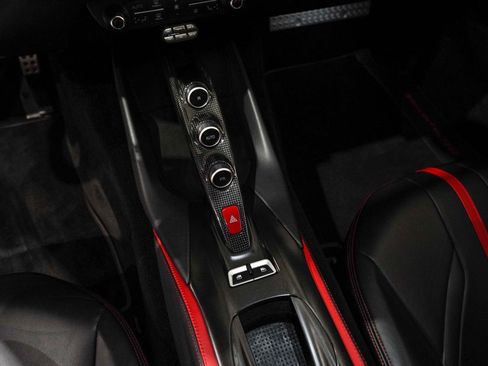 Used 2019 Ferrari 812 Superfast image 13