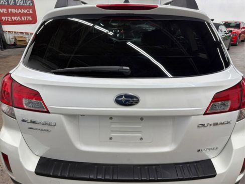 Used 2011 Subaru Outback 2.5i Limited AWD/4WD image 47
