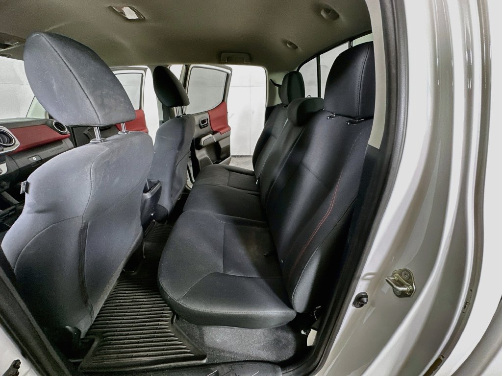 Used 2019 Toyota Tacoma SR5 RWD image 16
