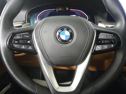 Certified 2023 BMW 530i RWD image 19