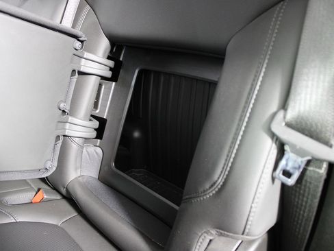 Used 2020 Chevrolet Silverado 2500 LTZ w/ LTZ Plus Package image 35