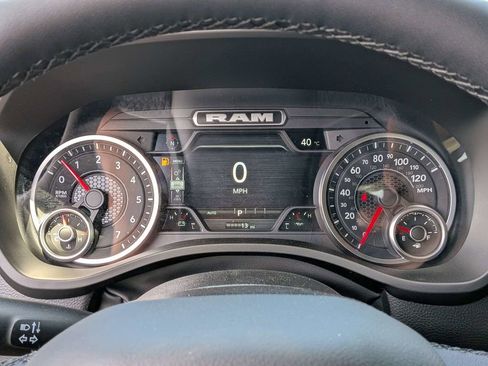 New 2026 RAM 1500 4x4 Crew Cab image 31