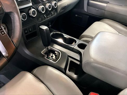 Used 2020 Toyota Sequoia Limited w/ Safety & Convenience Package AWD/4WD image 16