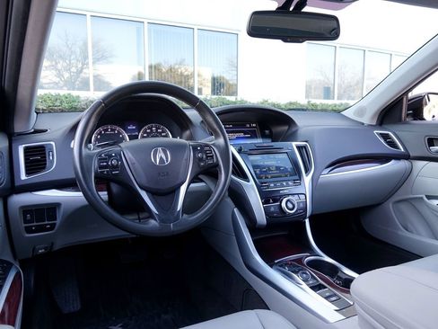 Used 2015 Acura TLX V6 image 5