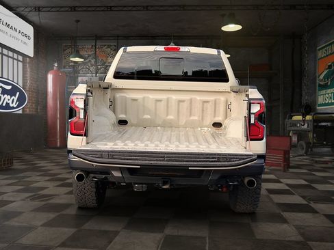Certified 2025 Ford Ranger Raptor AWD/4WD image 9