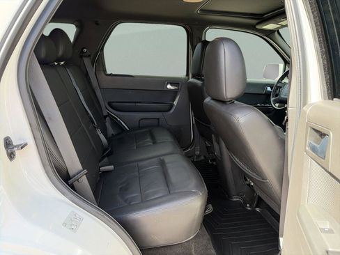 Used 2012 Ford Escape Limited image 19
