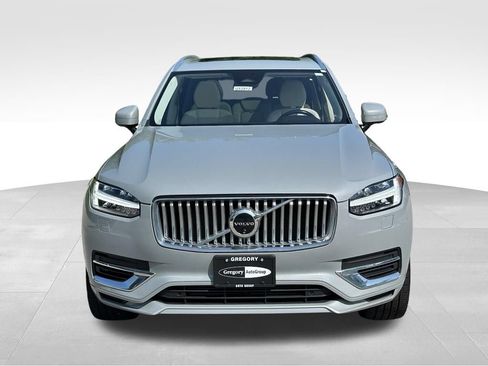 Used 2024 Volvo XC90 T8 Plus w/ Protection Package Premier AWD/4WD image 3