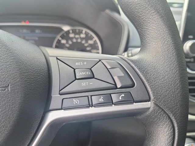 Used 2025 Nissan Altima 2.5 SV FWD image 18
