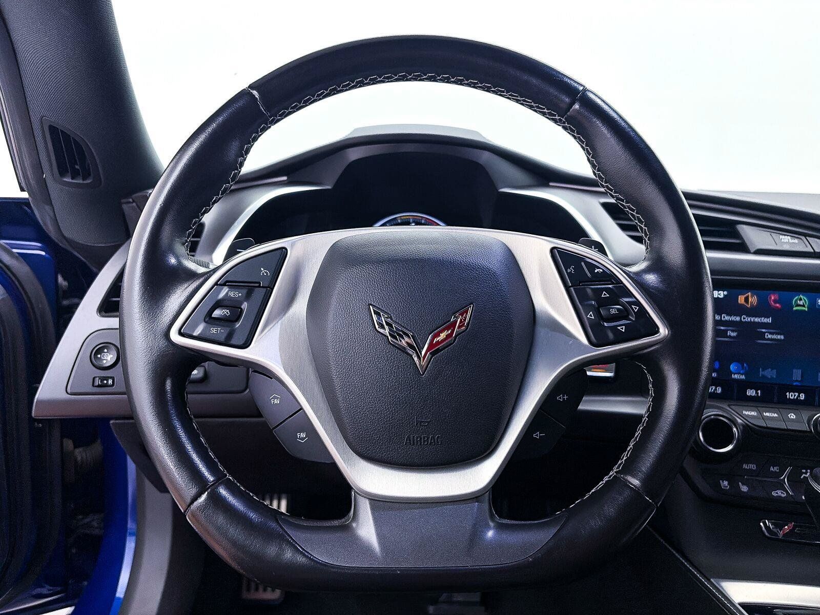 Used 2017 Chevrolet Corvette Stingray Coupe RWD image 32