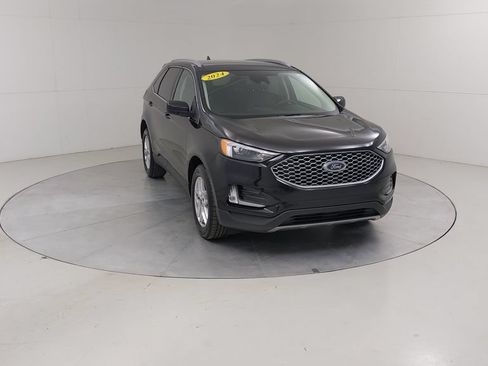 Certified 2024 Ford Edge SEL w/ Convenience Package AWD/4WD image 9