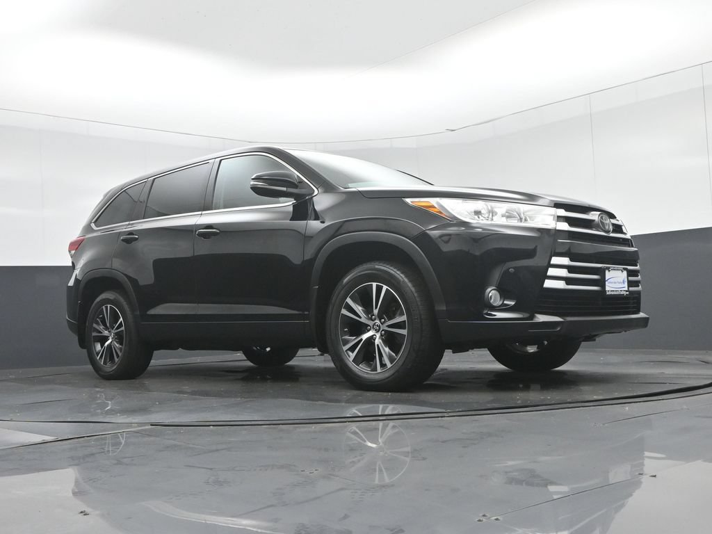 Used 2019 Toyota Highlander Plus AWD/4WD image 61