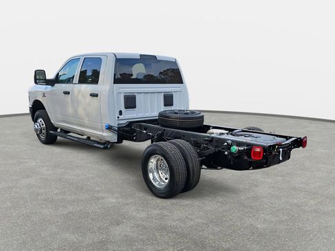 New 2026 RAM 3500 Tradesman w/ Chrome Appearance Group image 7