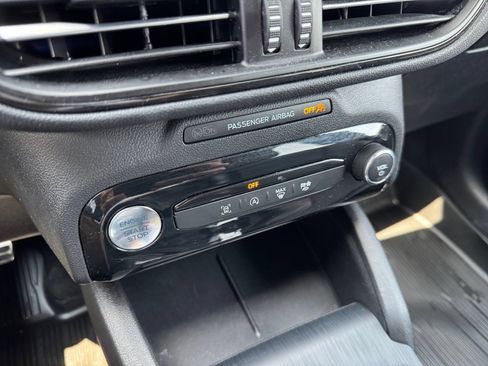 Certified 2024 Ford Escape ST-Line w/ Tech Pack #1 AWD/4WD image 22