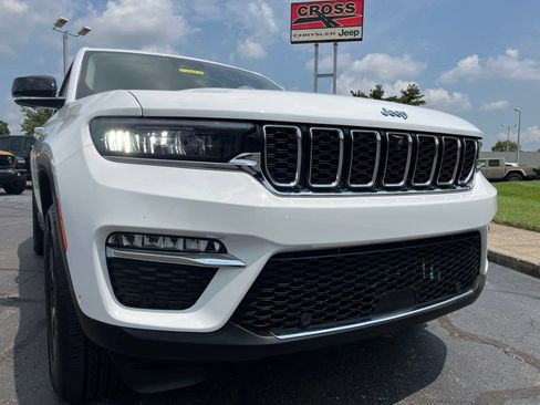 Used 2022 Jeep Grand Cherokee Limited 4xe w/ Luxury Tech Group II AWD/4WD image 48