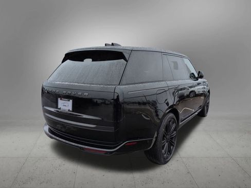 New 2026 Land Rover Range Rover Long Wheelbase SE image 6