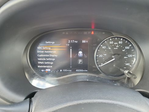Certified 2023 Nissan Kicks SR FWD image 30