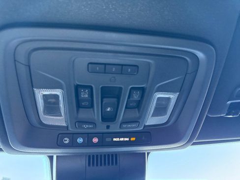 Used 2023 GMC Sierra 1500 AT4 w/ AT4 Premium Package image 30