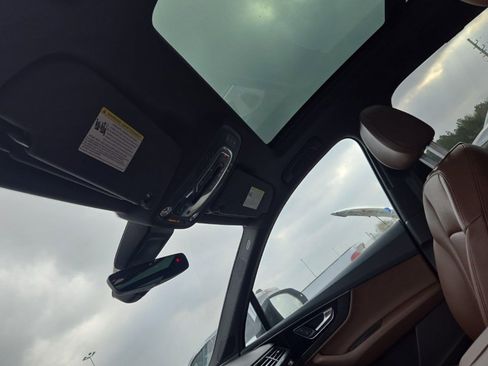 Used 2017 Audi Q7 3.0T Prestige image 12