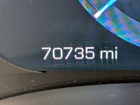 Used 2018 Cadillac Escalade Luxury image 26