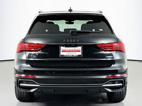Used 2023 Audi Q3 2.0T Premium w/ Black Optic Sport Package AWD/4WD image 3