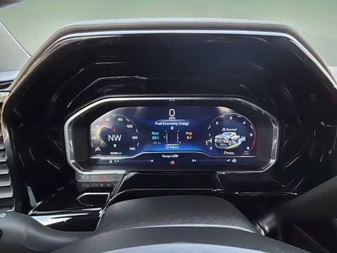 Used 2024 Chevrolet Silverado 2500 ZR2 w/ ZR2 Bison Edition image 15