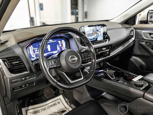 Used 2023 Nissan Rogue Platinum w/ Platinum Premium Package image 20