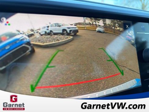 Certified 2023 Volkswagen Taos SE image 20