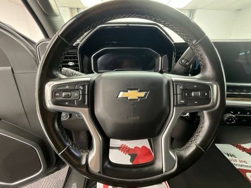 Used 2024 Chevrolet Silverado 2500 LT AWD/4WD image 8