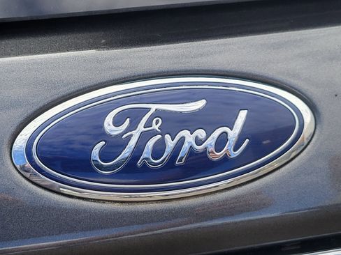 Used 2020 Ford Explorer Limited image 10