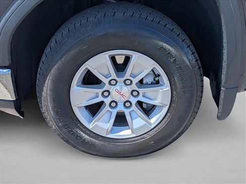 Certified 2024 GMC Sierra 1500 SLE image 15