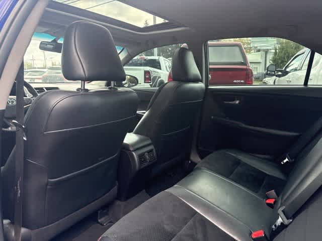 Used 2015 Toyota Camry XSE w/ Moonroof Package FWD image 11