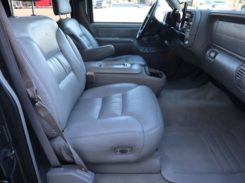 Used 1999 Chevrolet Suburban 2WD w/ Preferred Equipment Group 3 image 12