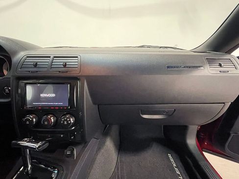 Used 2010 Dodge Challenger R/T RWD image 57