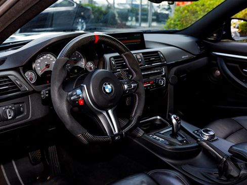 Used 2015 BMW M4 Coupe image 25