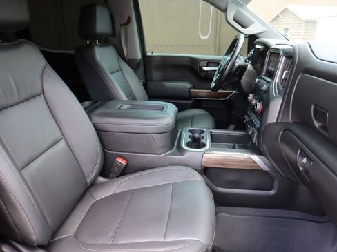 Used 2021 Chevrolet Silverado 1500 LT Trail Boss w/ Convenience Package II AWD/4WD image 28