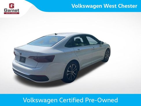 Used 2023 Volkswagen Jetta Sport FWD image 5