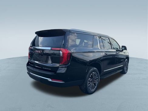 New 2026 GMC Yukon XL Elevation image 9