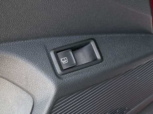 Certified 2024 Volkswagen Taos SE AWD/4WD image 42
