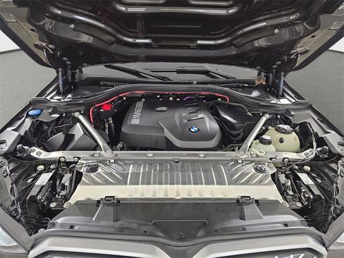 Used 2025 BMW X3 xDrive30i w/ Premium Package image 34