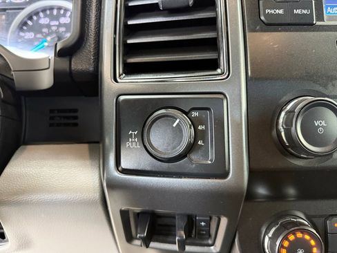 Used 2019 Ford F350 XLT image 29