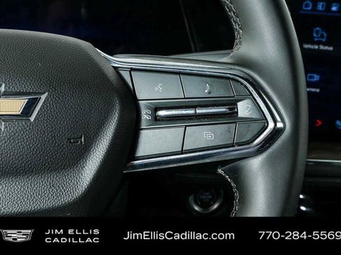 Used 2025 Chevrolet Tahoe LT AWD/4WD image 11